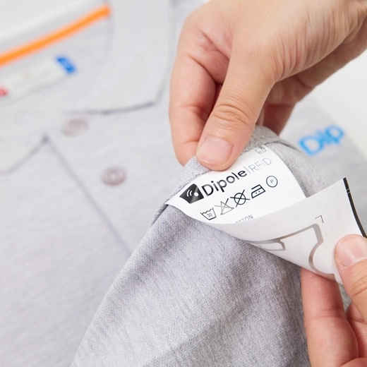 Étiquettes textiles RFID Dipole application